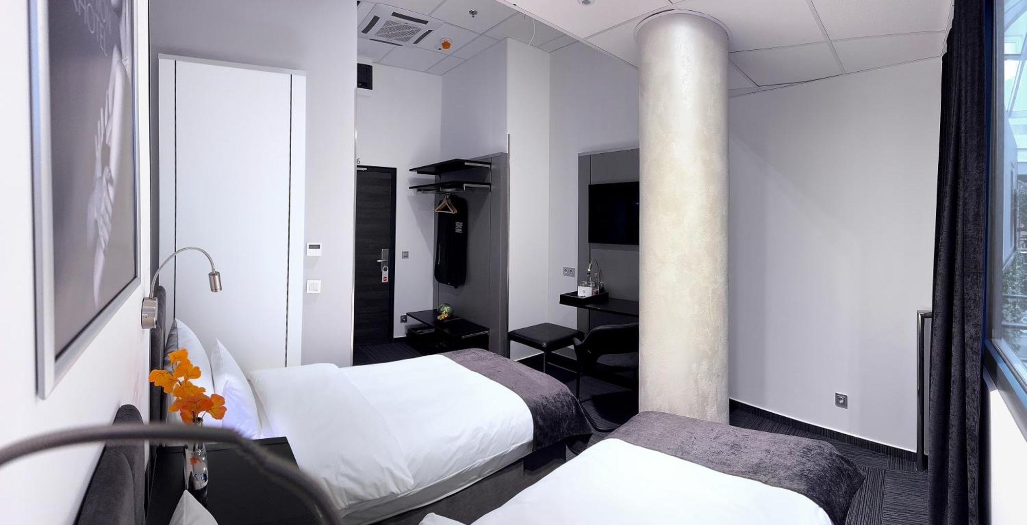 Fashion City Hotel Superior Budapest Exterior photo